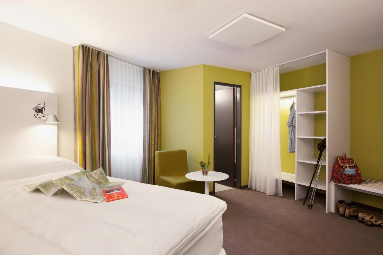 Gaestehaus By Stoos Hotels ภายนอก รูปภาพ